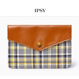 September 2021 Ipsy glam bag
